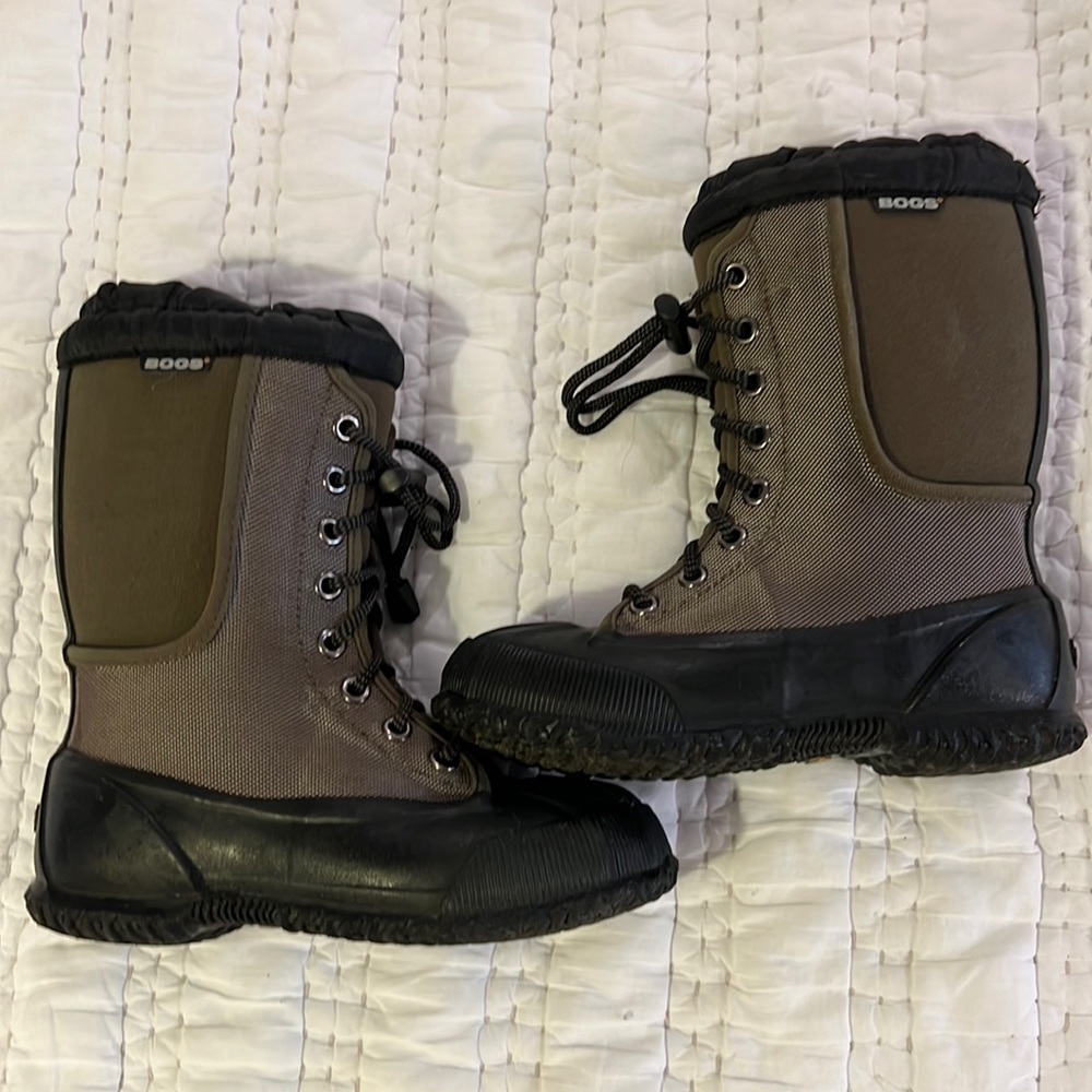 boys Ridgeline waterproof Bogs